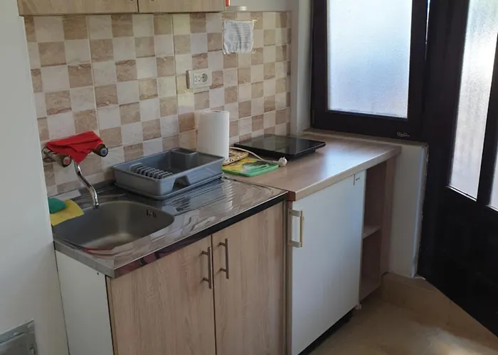 Mile * 索科矿泉村